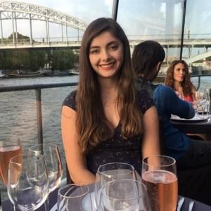 Meet your Posher, Isabella